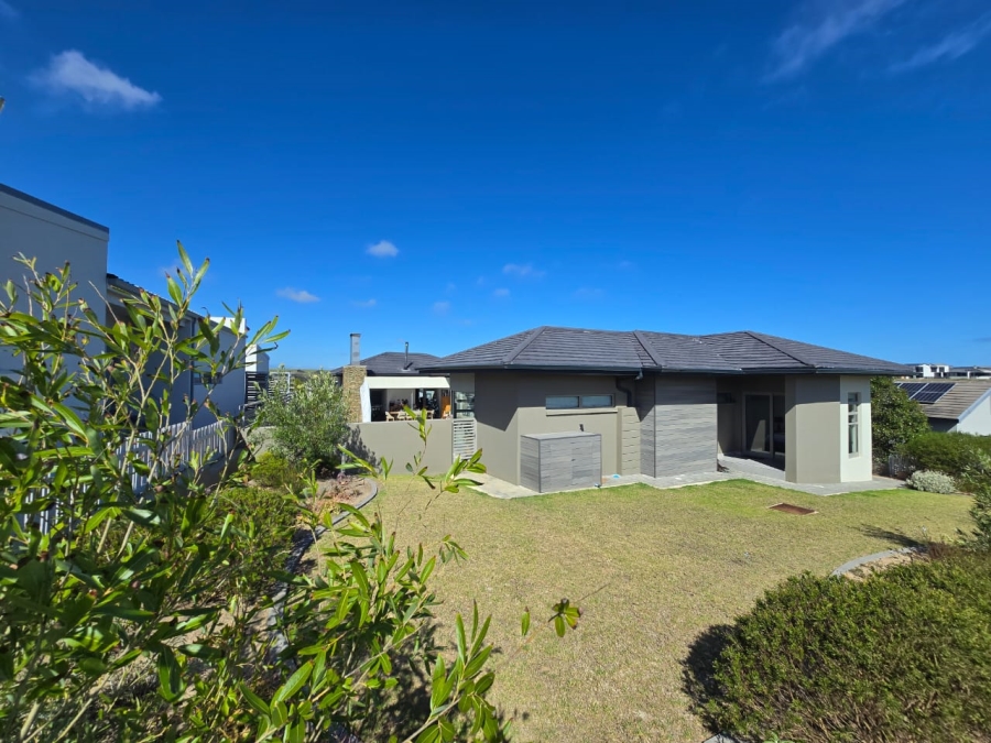 4 Bedroom Property for Sale in Oubaai Western Cape